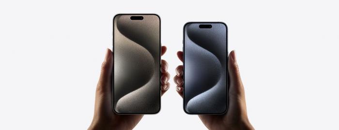 What's the same between iPhone 15 Pro vs. iPhone 15 Pro Max-1